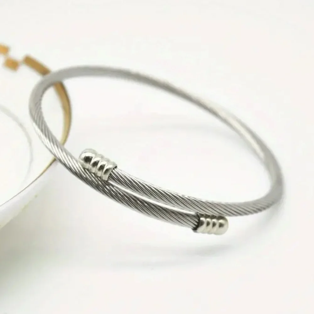 NEW 🤍 Stainless Steel Minimalistic Simple Open Unisex Bracelet